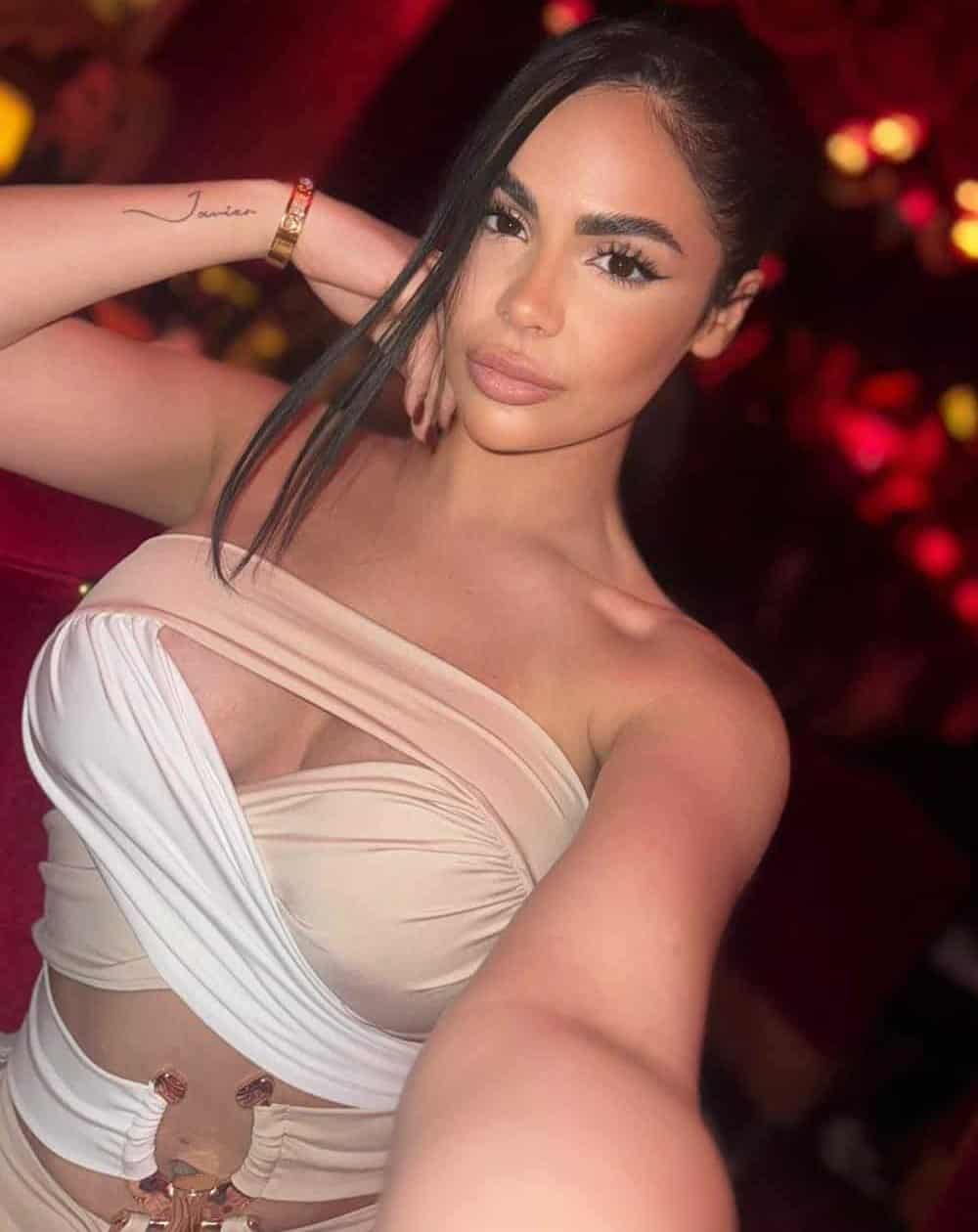 london elite escort alana1